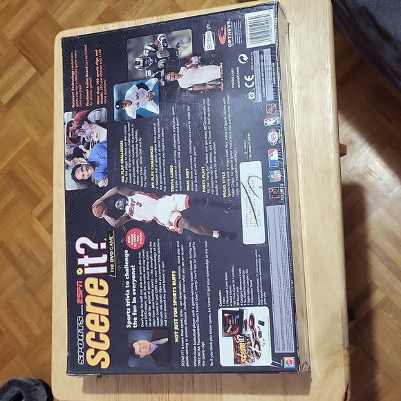 Scene It  Sports ESPN Game - Picture 2 of 3